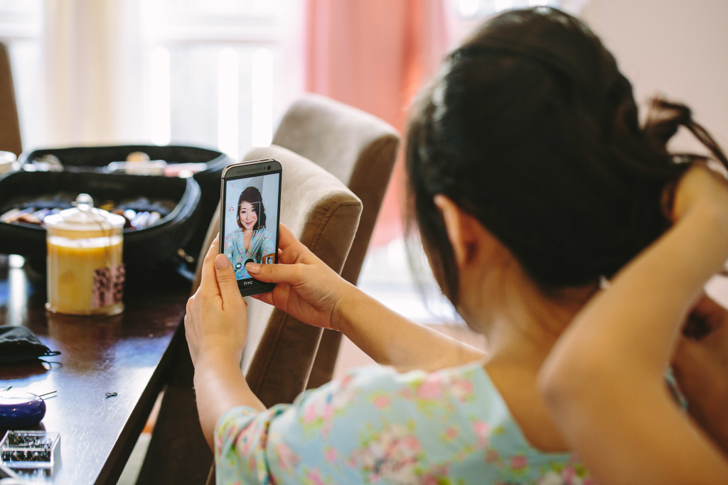 Rosie & Ernie Wedding - Bride Prep-20
